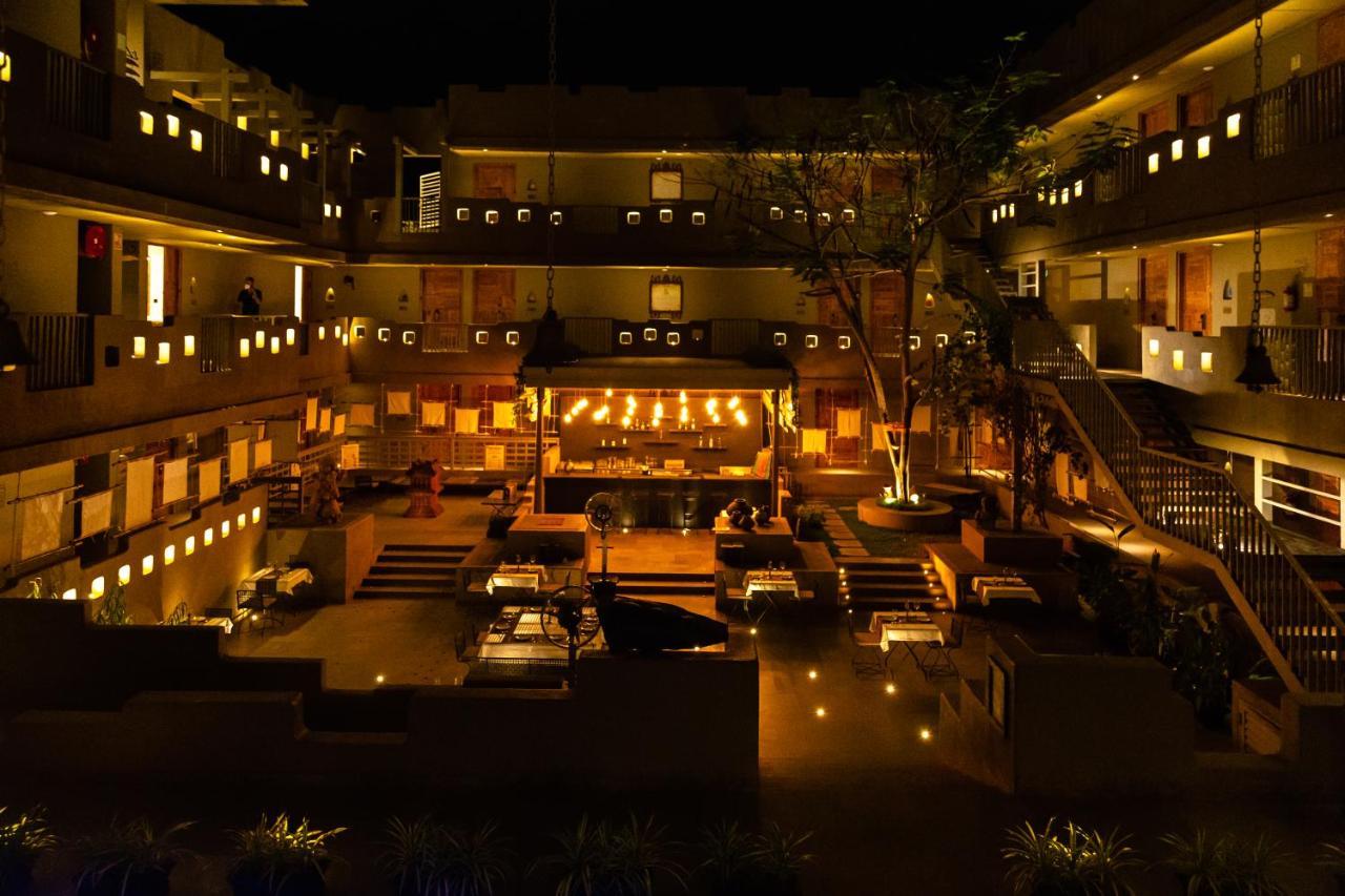 3102Bce - A Vedic Resort Vagator Bagian luar foto