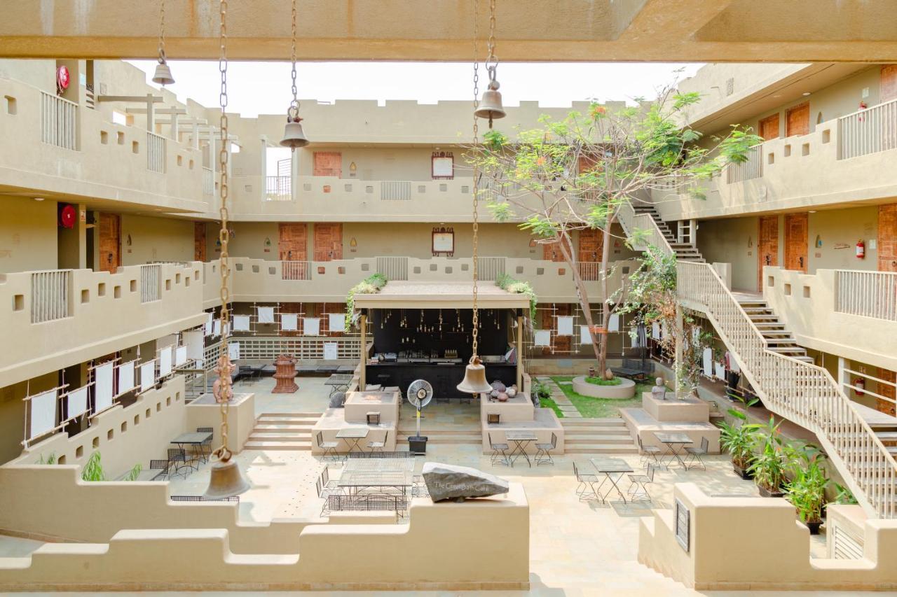 3102Bce - A Vedic Resort Vagator Bagian luar foto